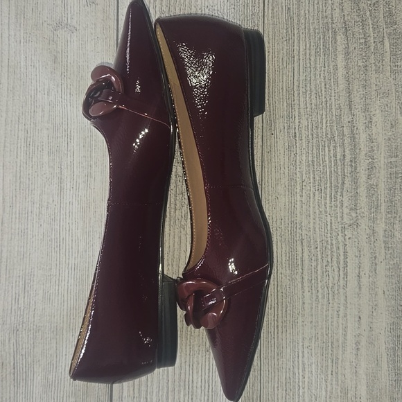 Linea Paolo Nora Patent Pointy Toe Resin Chain Keeper Flats Dark Red Size 7 - Picture 4 of 9